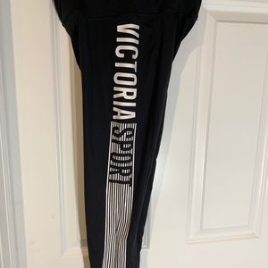 Victoria’s Secret crop leggings